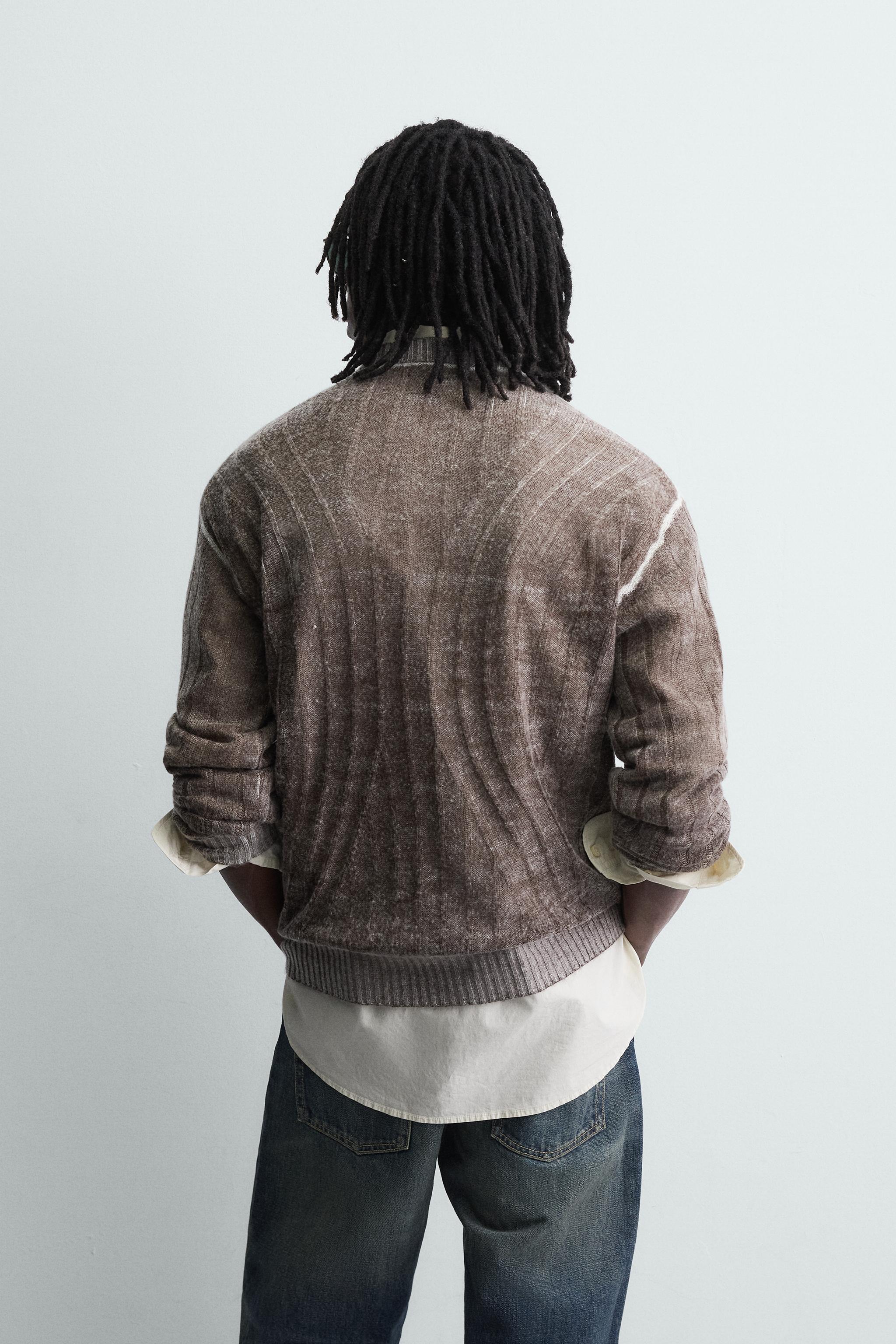 ABSTRACT JACQUARD JUMPER